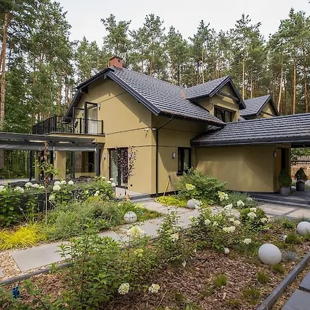 Aleksandrow Villa *